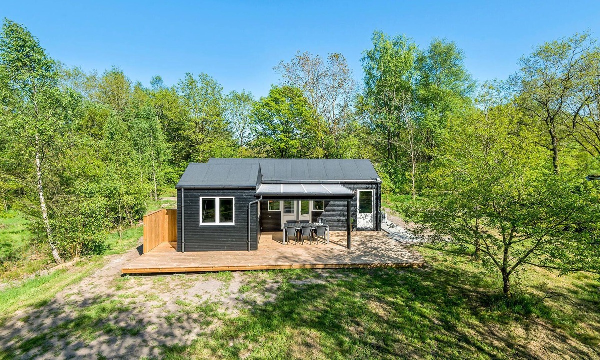 Skygge House | Awesome home in Give with WiFi