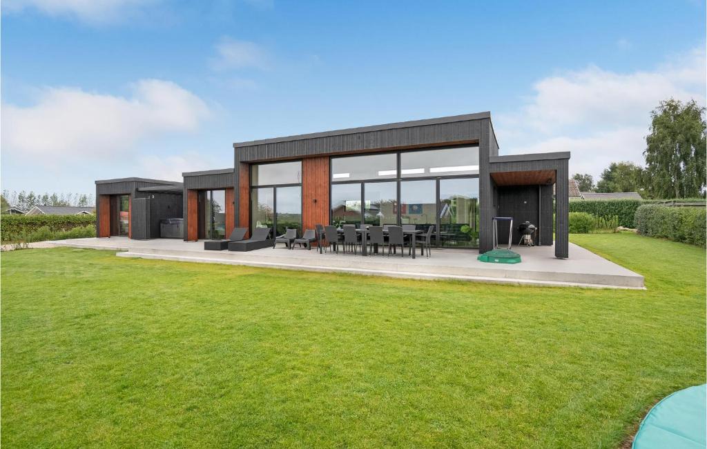 Flovt Strand House | Awesome Home In Haderslev With Sauna