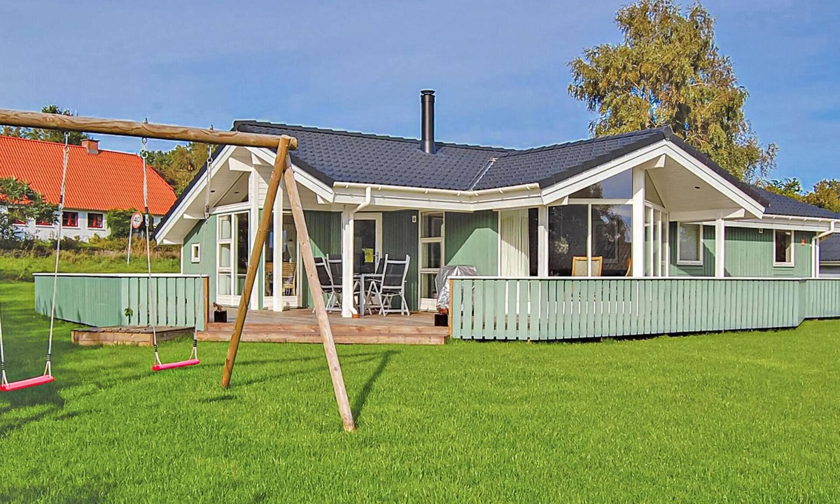 Hejlsminde Strand House | Awesome home in Hejls with sauna