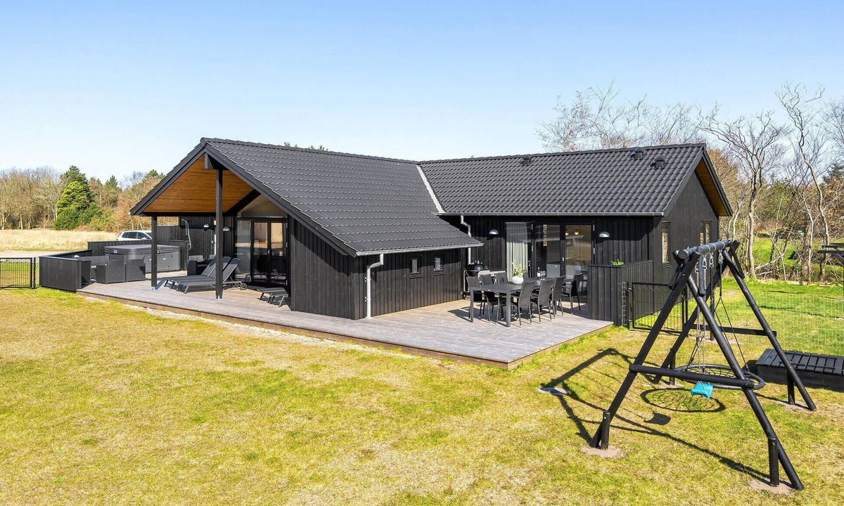 Henne House | Awesome home in Henne with kitchen