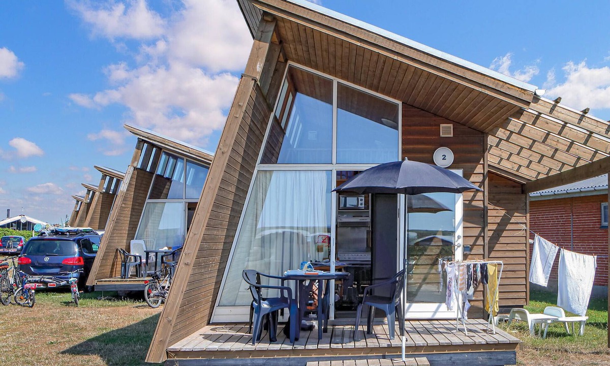 Argab House | Awesome home in Hvide Sande with WiFi