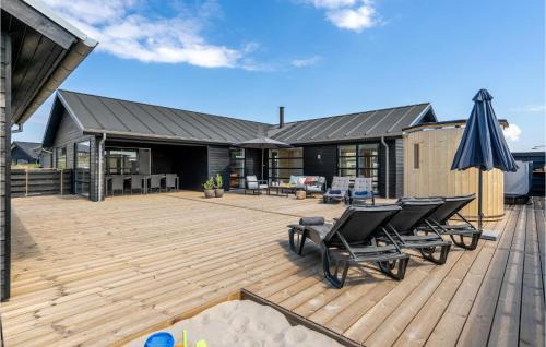 Bjerregard Strand House | Awesome Home In Hvide Sande With Sauna