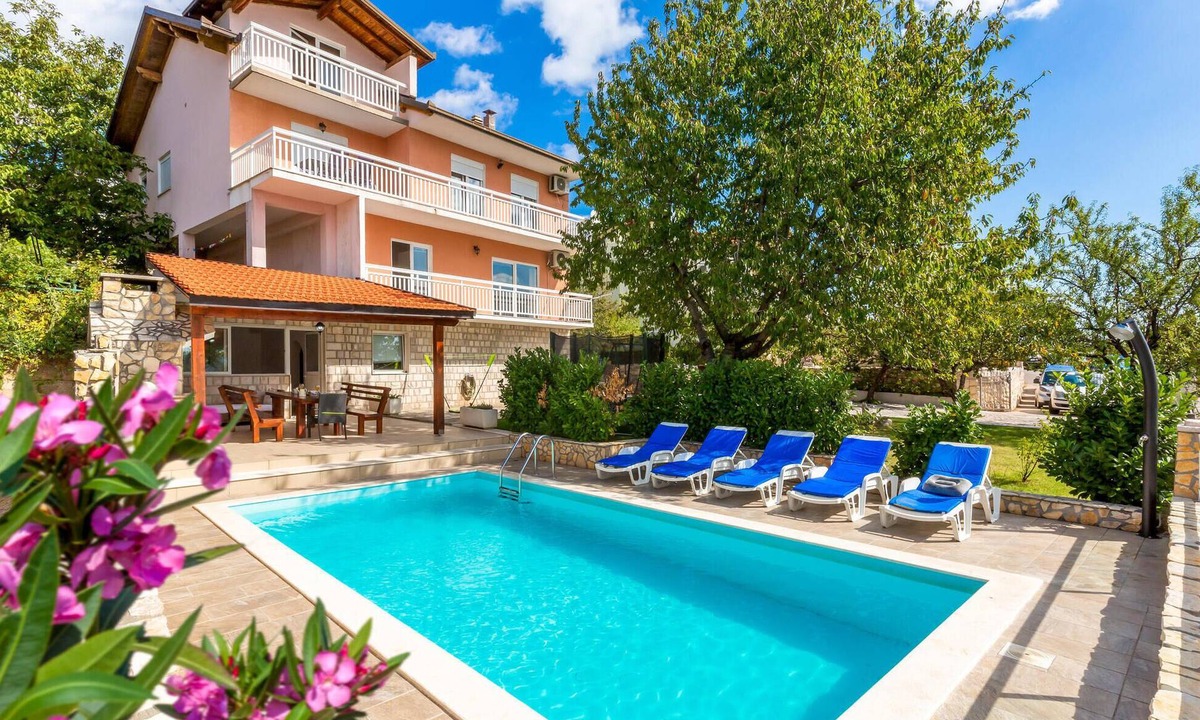 Imotski House | Awesome home in Imotski