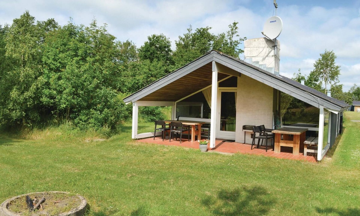 Jerup House | Awesome home in Jerup with WiFi