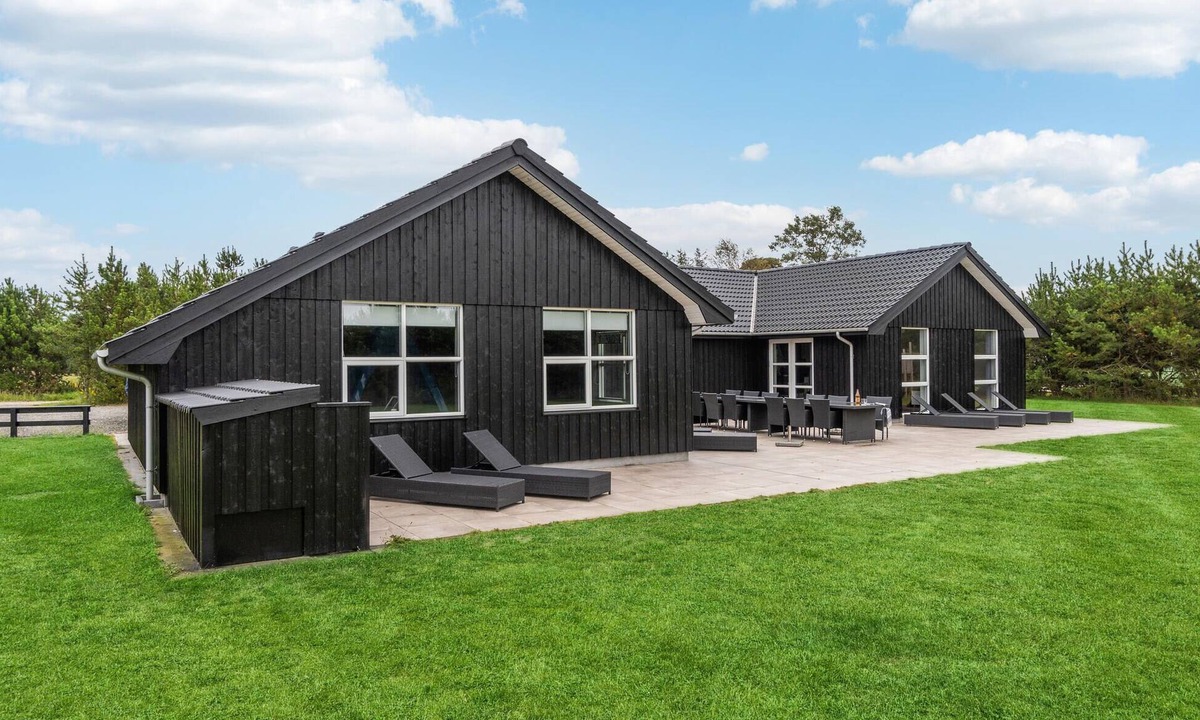 Jerup House | Awesome home in Jerup with kitchen