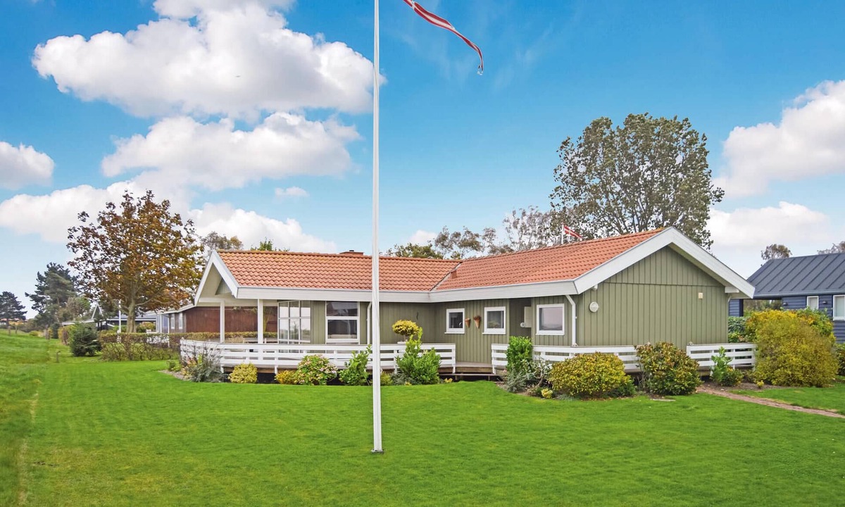 Juelsminde House | Awesome home in Juelsminde with sauna