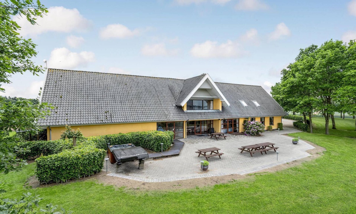 Logstrup House | Awesome home in Løgstrup with sauna