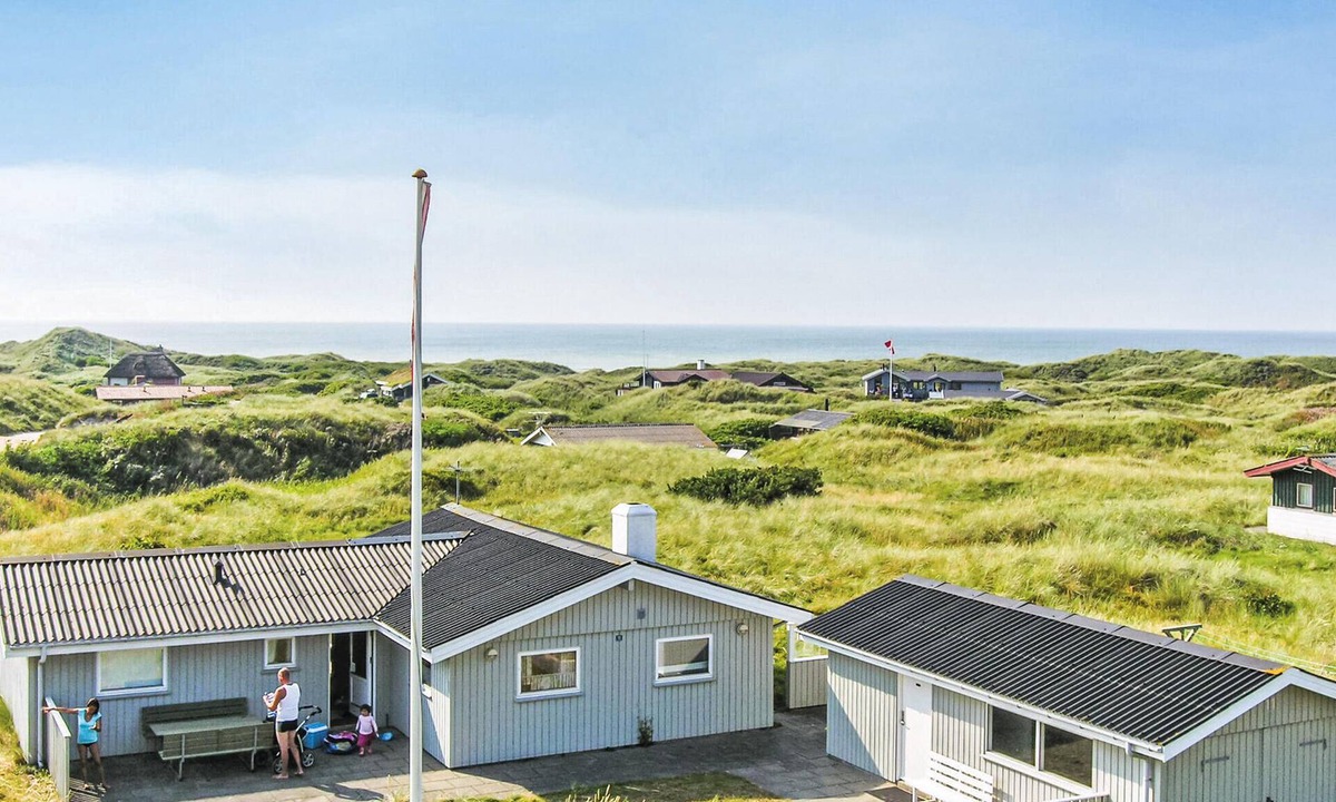 Grønhøj House | Awesome home in Løkken with WiFi