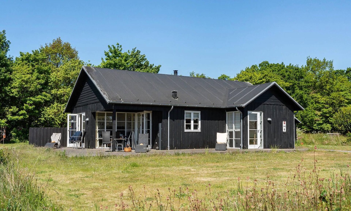 Nysted House | Awesome home in Nysted with house sea view