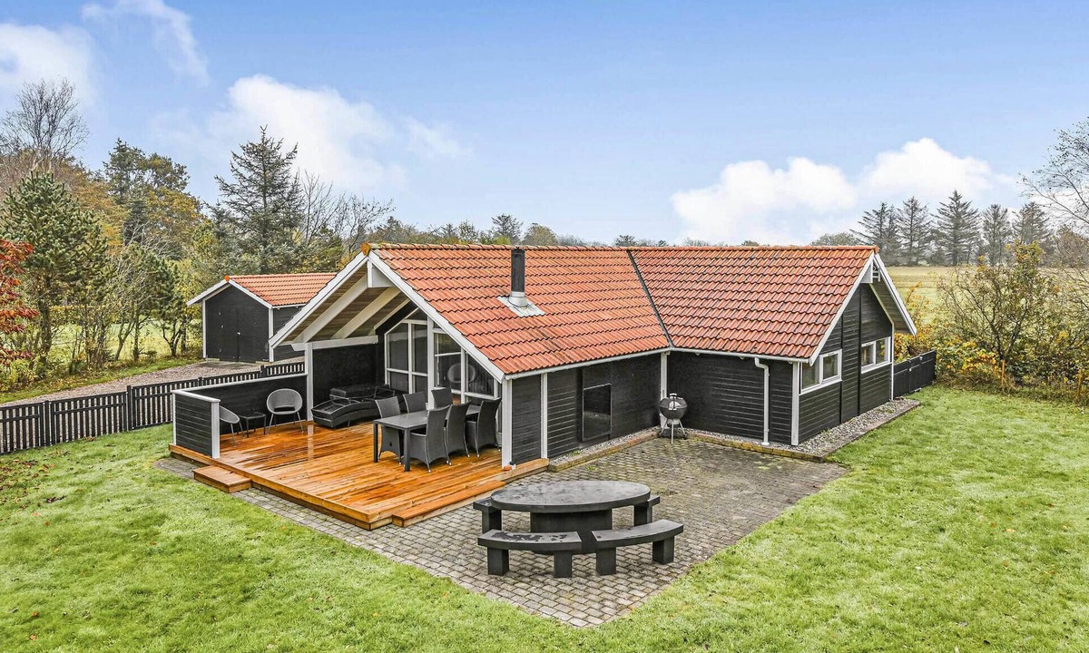 Jegum House | Awesome home in Oksbøl with sauna