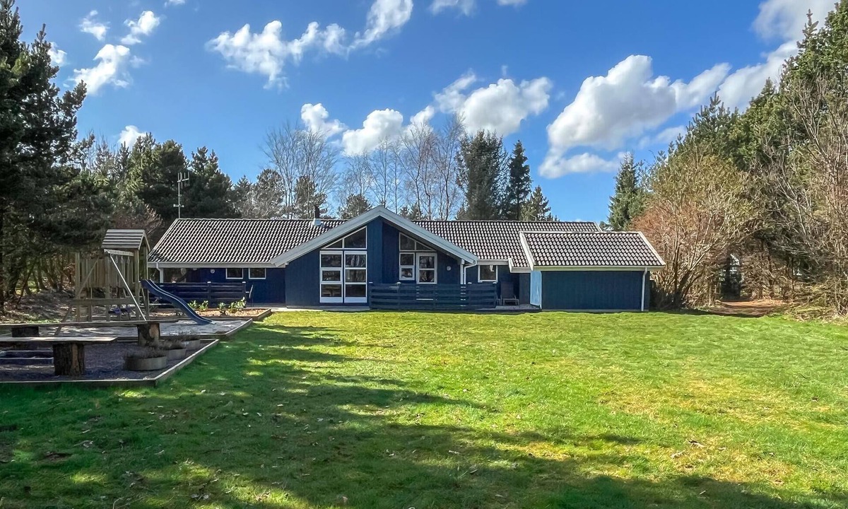 Jegum House | Awesome home in Oksbøl with sauna