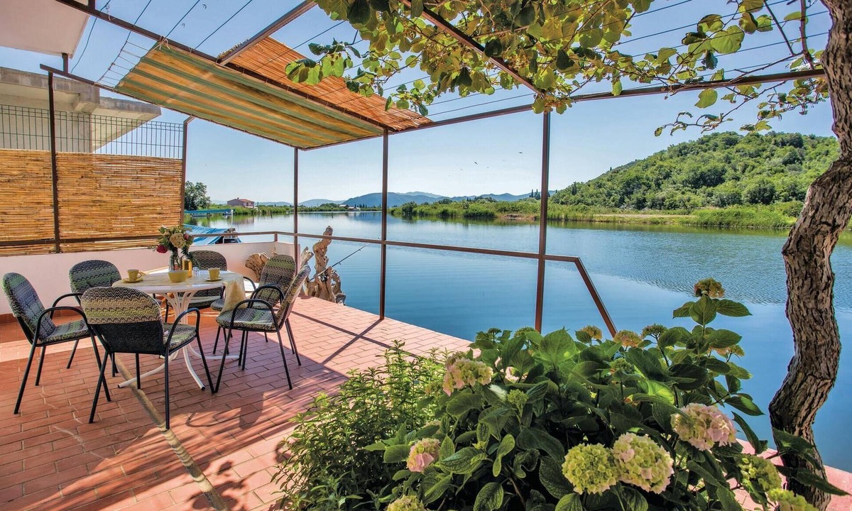 Blace House | Awesome home in Opuzen with house sea view