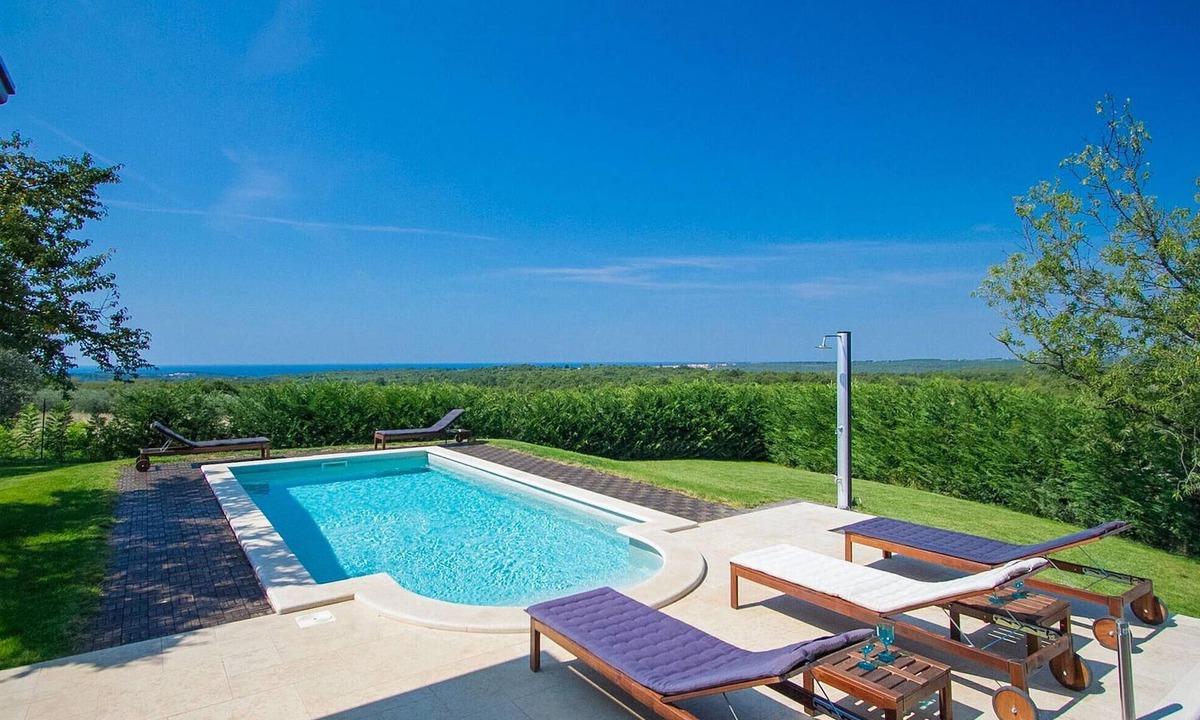 Tar House | Awesome home in Porec