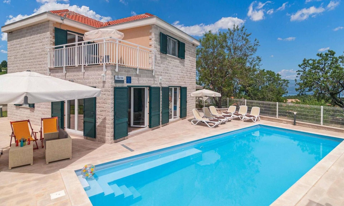 Skrip House | Awesome home in Postira
