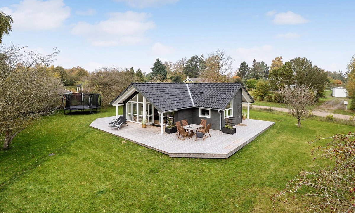 Togeholt House | Awesome home in Præstø with WiFi