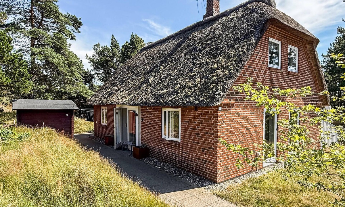 Sønderstrand House | Awesome home in Rømø with kitchen