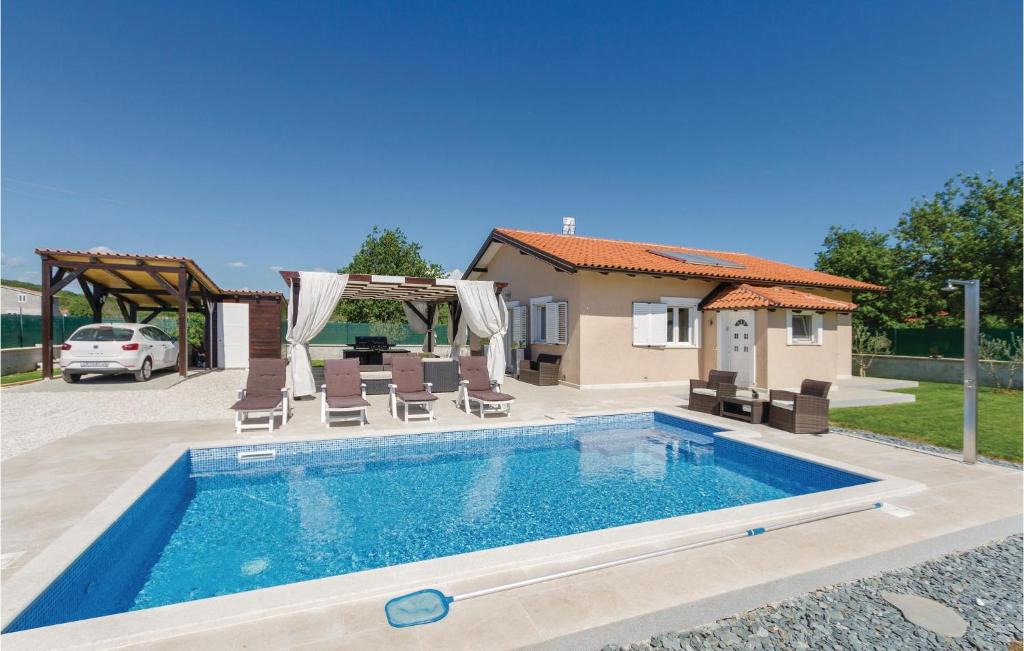 Rovinj House | Awesome Home In Rovinj With Jacuzzi, Wifi And Outdoor Swimming Pool