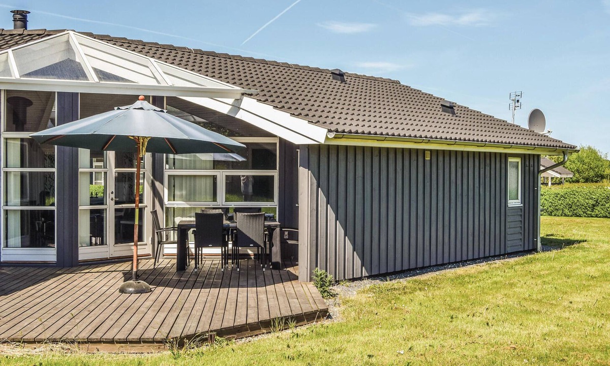 Spodsbjerg House | Awesome home in Rudkøbing with sauna