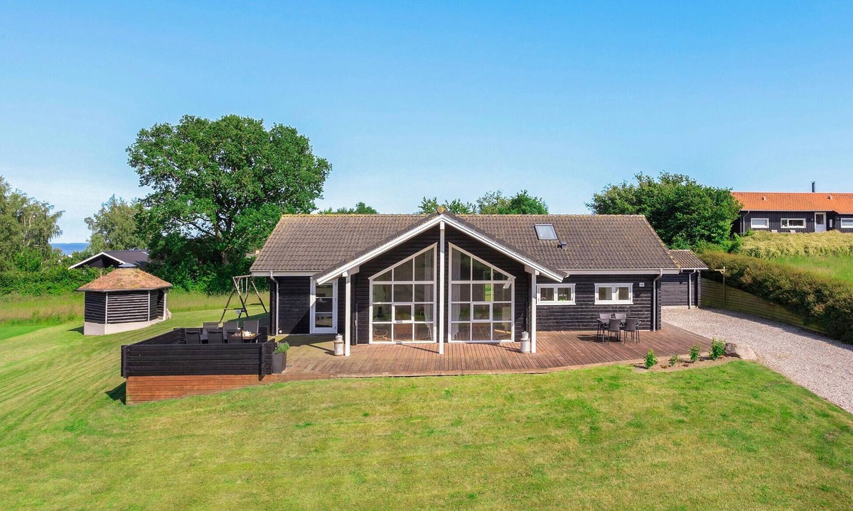 Spodsbjerg House | Awesome home in Rudkøbing with sauna