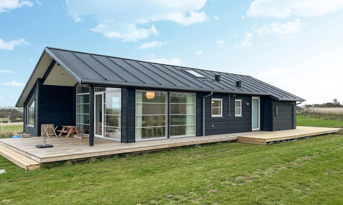 Store Fuglede House | Awesome home in Store Fuglede with WiFi