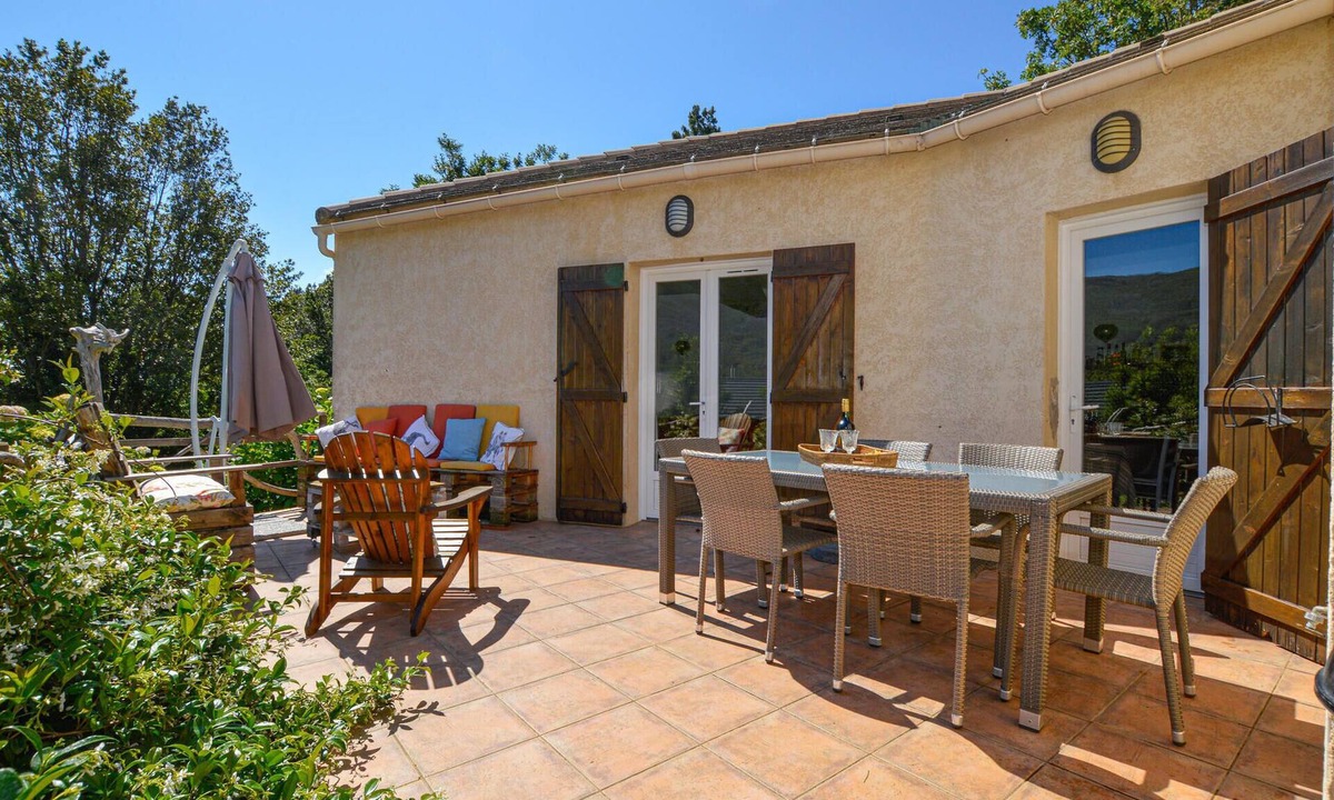 Sisco House | Awesome home in Sisco with WiFi