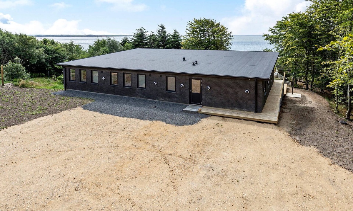 Lihme House | Awesome home in Spøttrup with WiFi