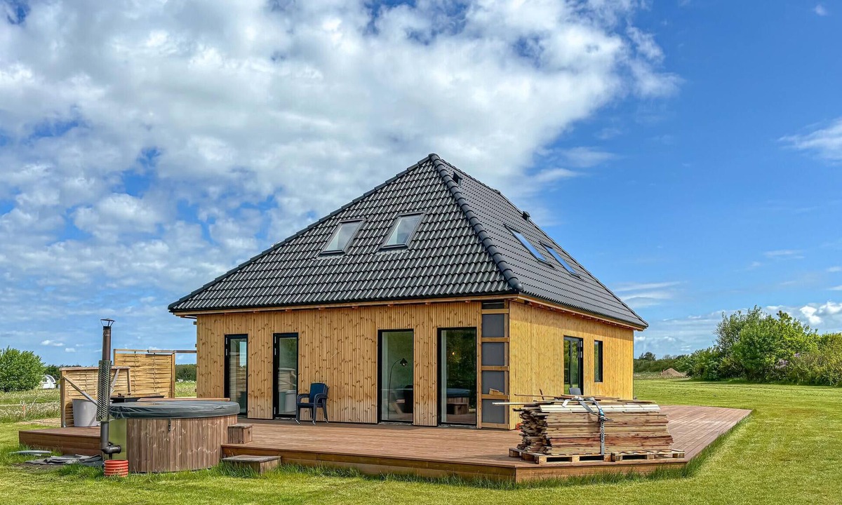 Spøttrup House | Awesome home in Spøttrup with WiFi