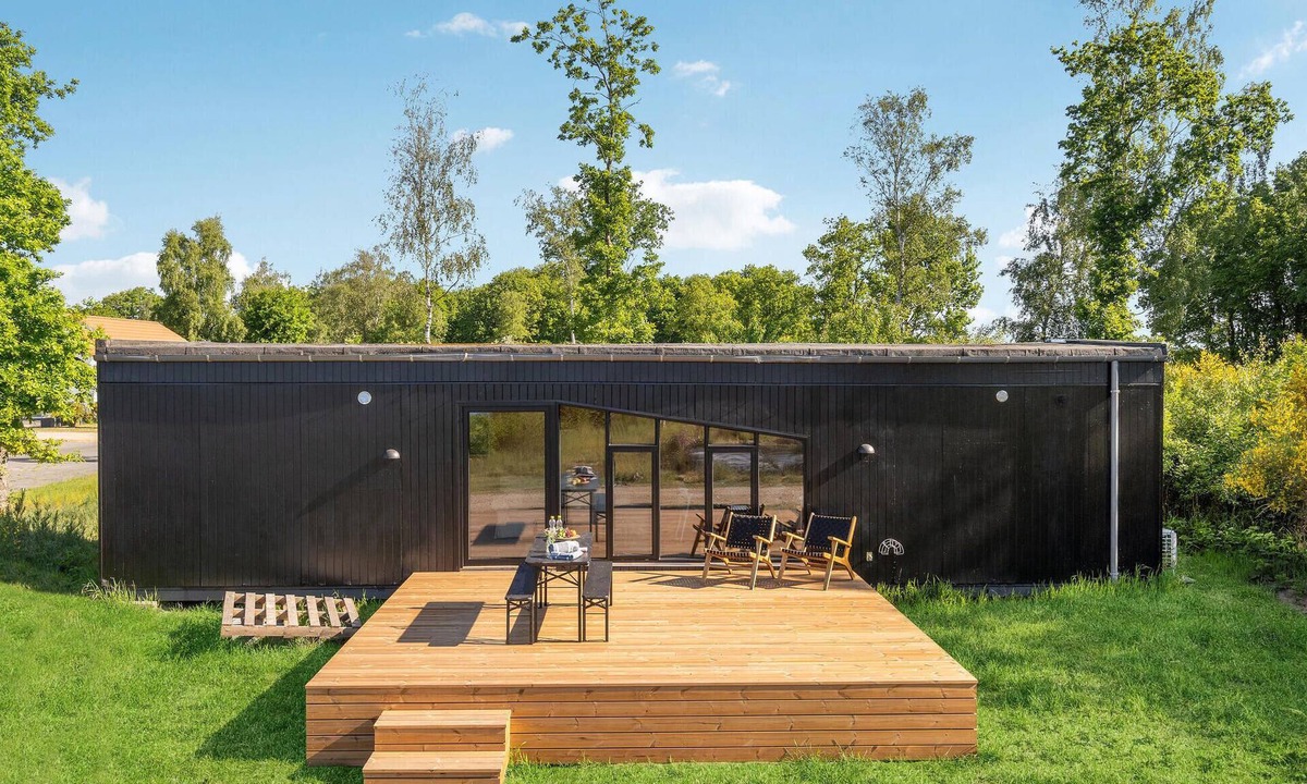 Sunds House | Awesome home in Sunds with lake view