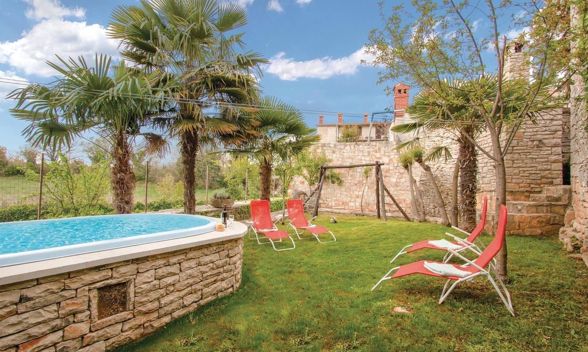 Cabrunici House | Awesome home in Svetvincenat with WiFi