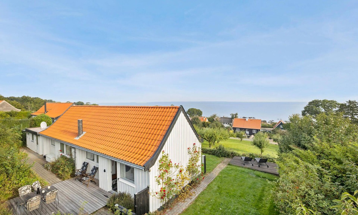 Bolshavn House | Awesome home in Svaneke with house sea view