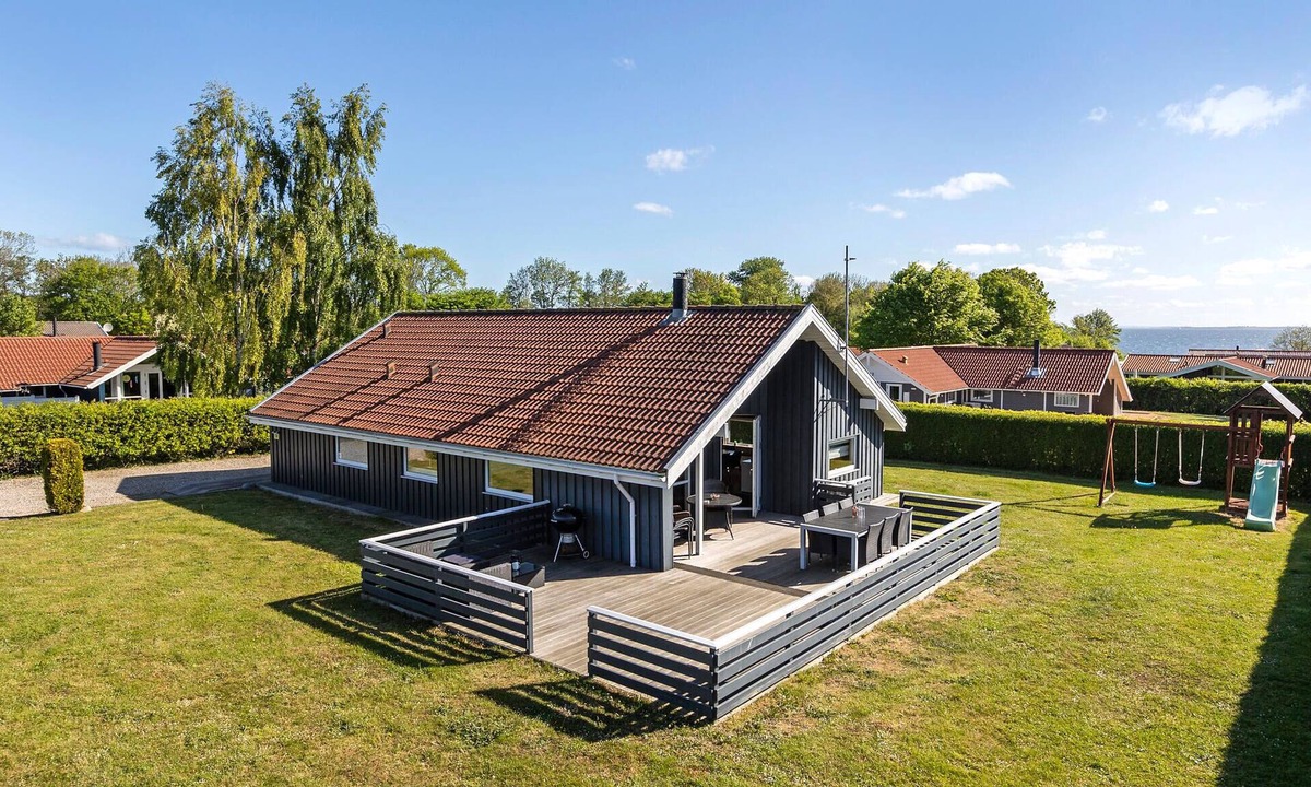 Mommark Strand House | Awesome home in Sydals with sauna