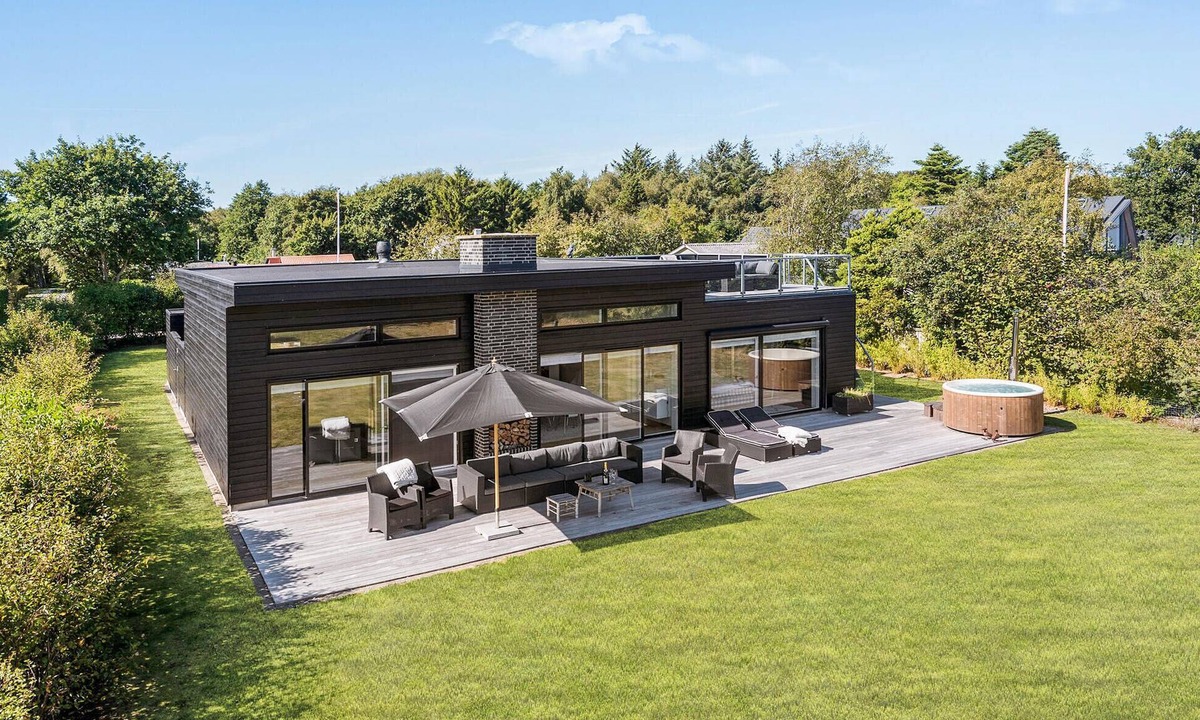 Thyholm House | Awesome home in Thyholm with WiFi