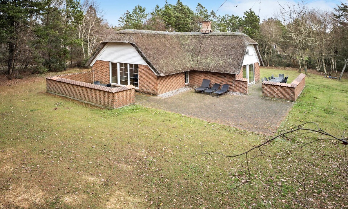 Øhuse House | Awesome home in Ulfborg with sauna