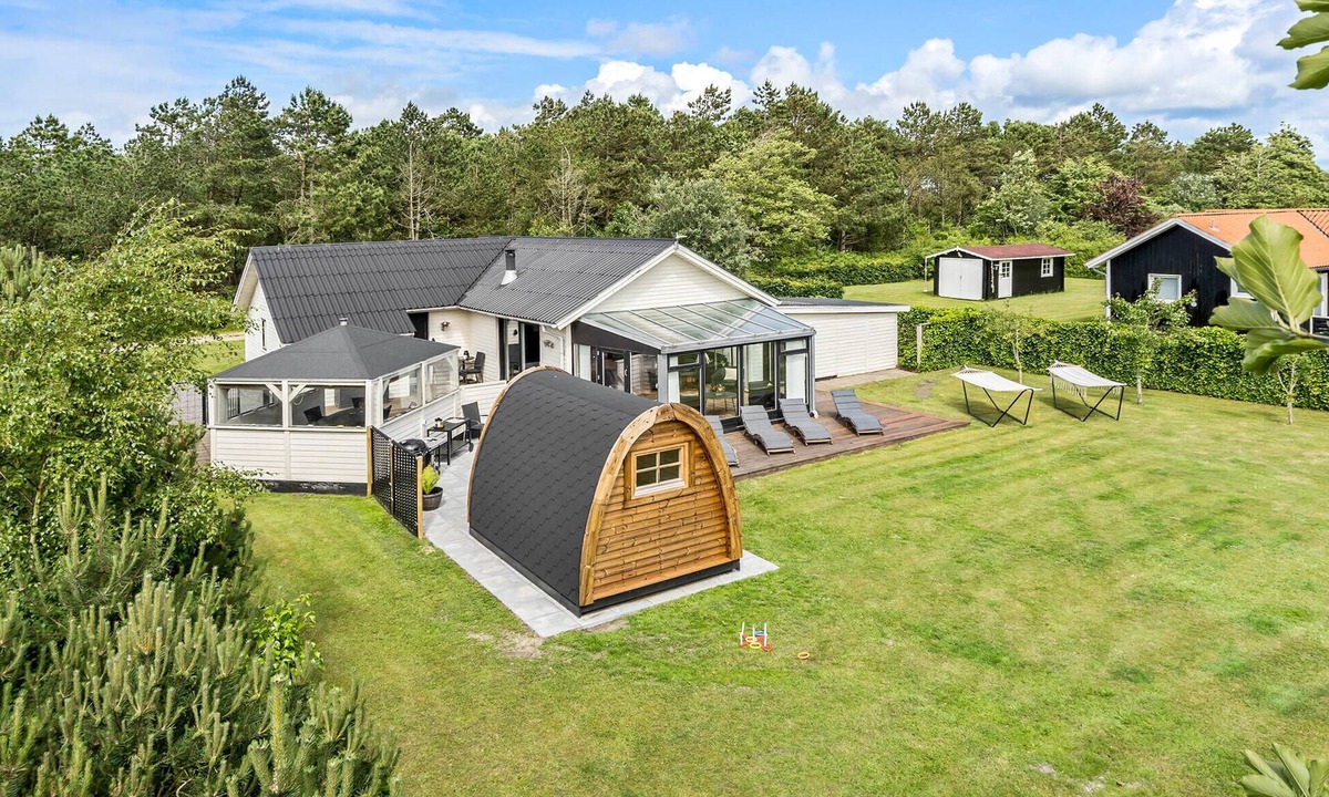 Thorsminde House | Awesome home in Vemb with kitchen