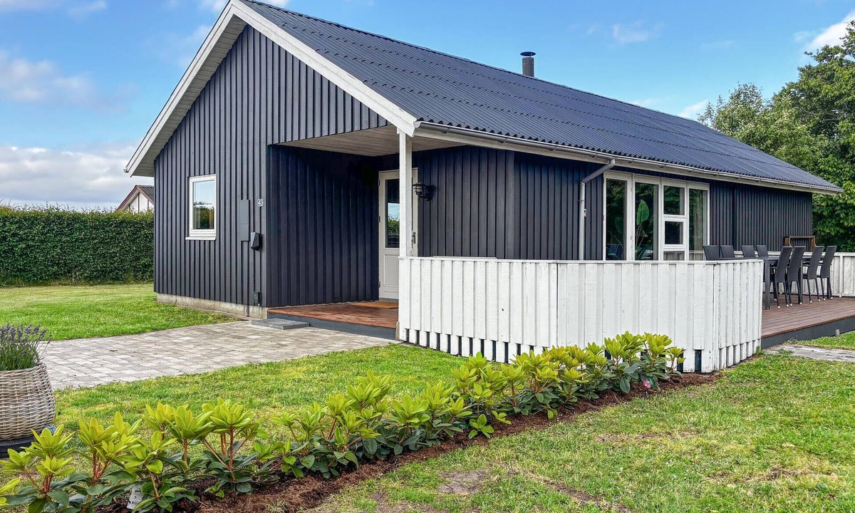 Vinderup House | Awesome home in Vinderup with WiFi