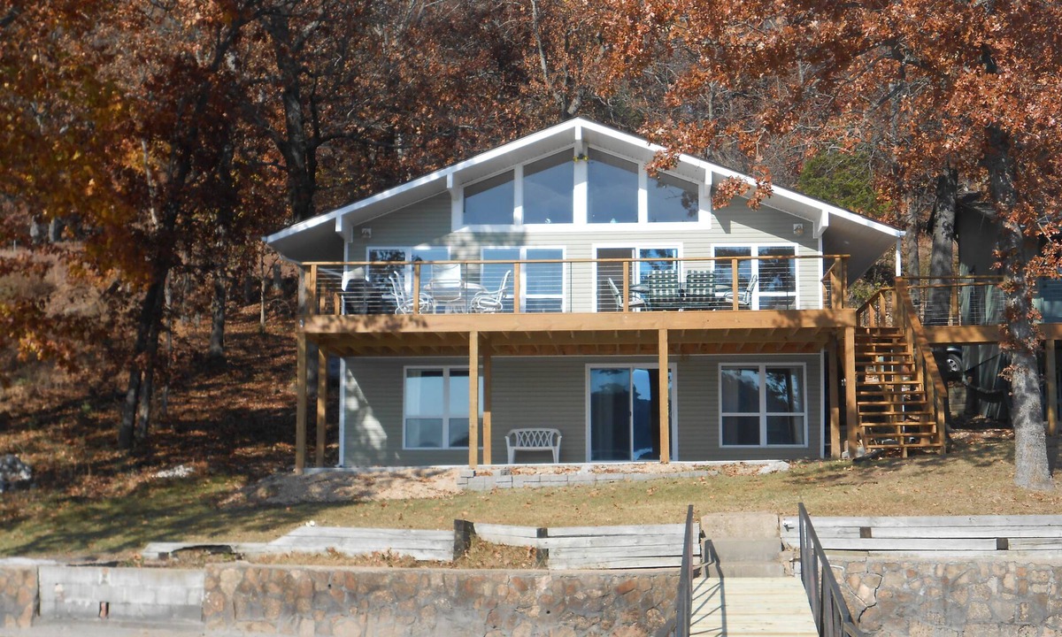 Gravois Mills House | Awesome Lake View and Great Sunsets!