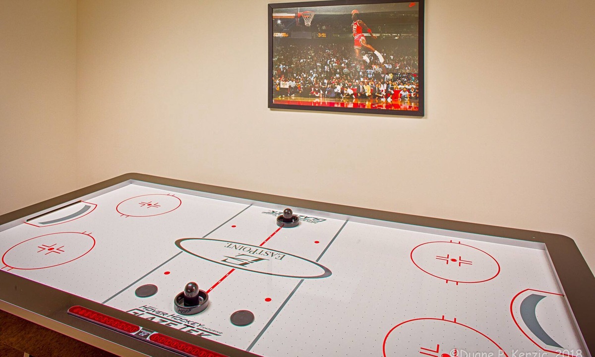 Swiftwater House | Awesome NEW Home In Poconos