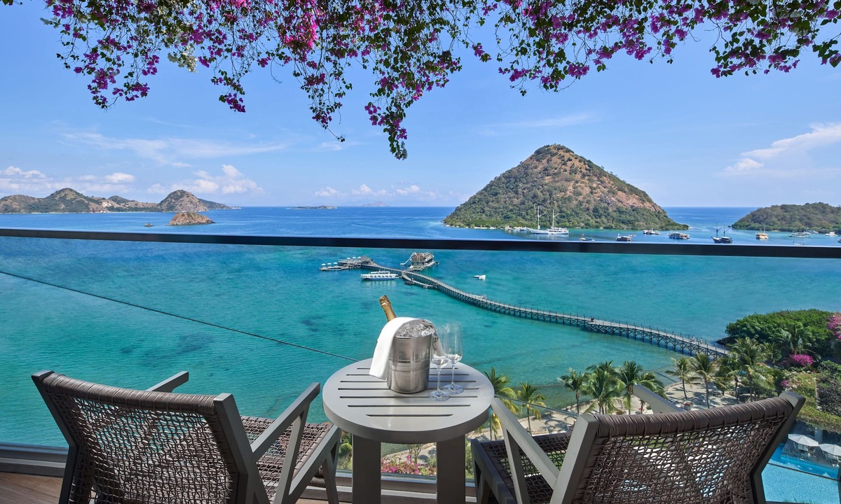 Labuan Bajo Hotel | AYANA Komodo Waecicu Beach