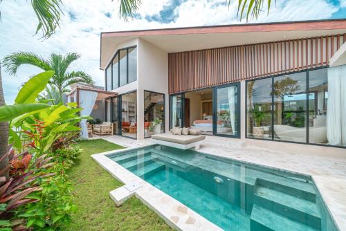 Cemagi Villa | Ayo La Vida - Chic Escape 500m from Seseh Beach
