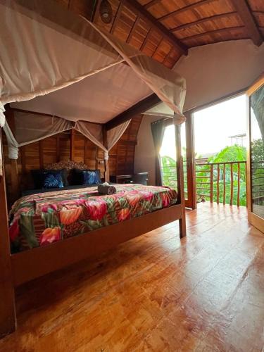 Mendoyo House | Ayolah surf House