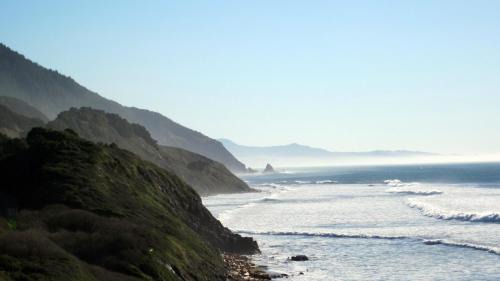 Gold Beach Hotel | Azalea Lodge