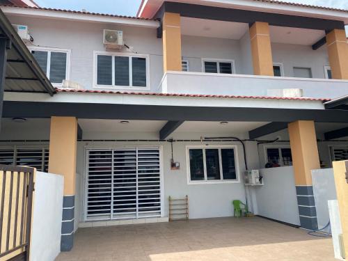 Batu Gajah House | Azman Homestay