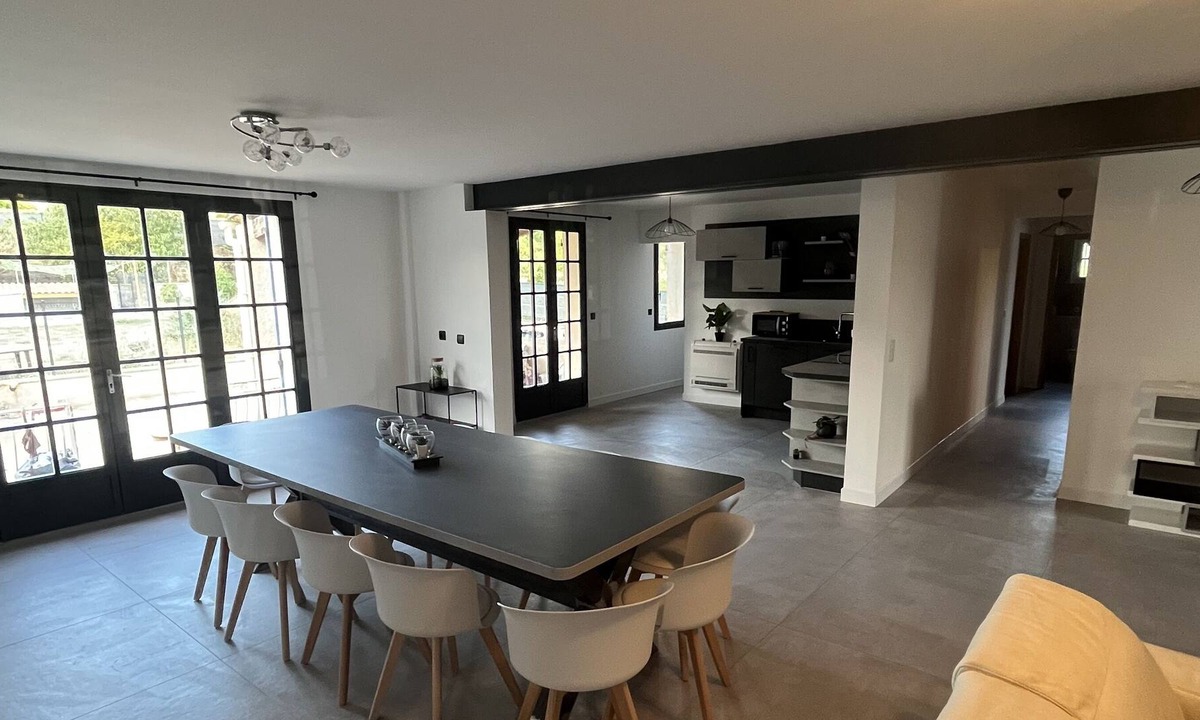 Greoux-les-Bains Villa | Bâtisse Provençale Spa et Sauna