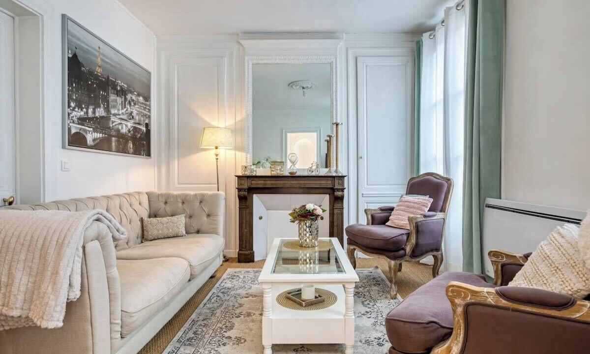 Quartier Vieux Marche-Cathedrale Apartment | Bérénice, élégant F3 avec emplacement privilégié