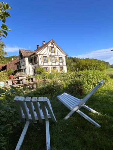 Osterfingen Bed & Breakfast | B&B Bad Tiefenau, HAUS AN DER QUELLE