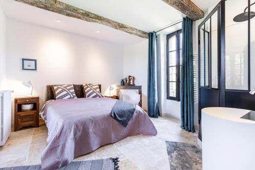 Giroussens Bed & Breakfast | B&B du Couvent, vue château