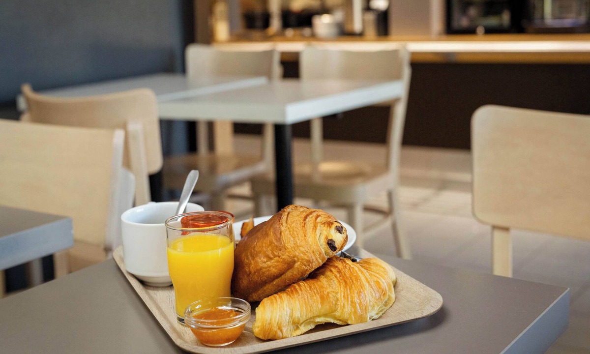 Saint Tronquet Business Park Hotel | B&B HOTEL Avignon (1)