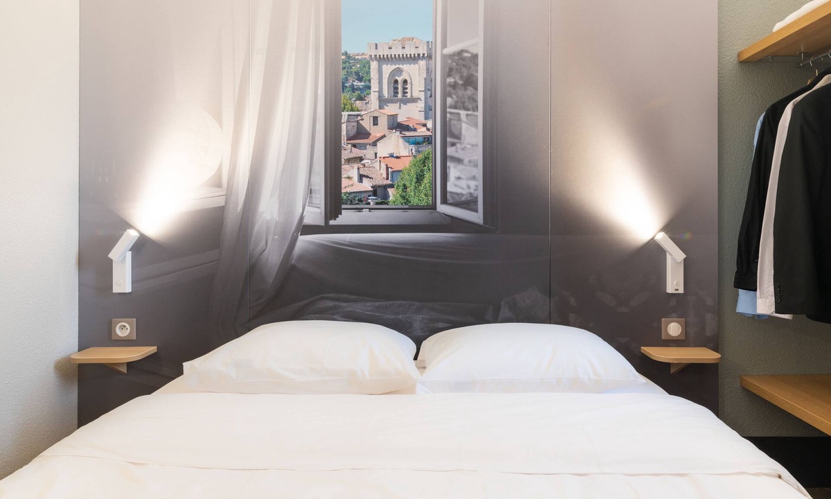 Saint Tronquet Business Park Hotel | B&B HOTEL Avignon (2)