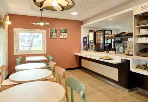 Pierrelaye Hotel | B&B HOTEL Cergy Pierrelaye