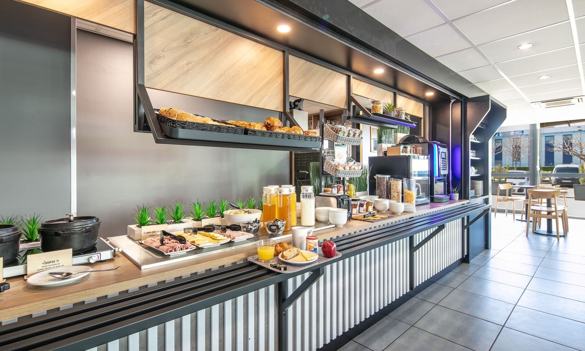 Chesnes Hotel | B&B HOTEL Lyon Aéroport St Quentin Fallavier